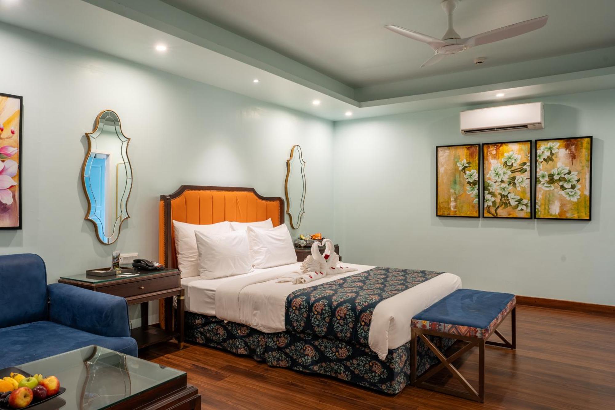 Mayfair On Sea, Morjim Beach, Goa Exterior photo